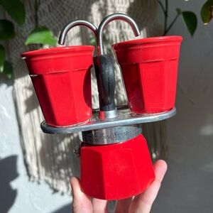 Bialetti Mini Express 2-Cup Stovetop Espresso Maker – Red – Italy – Moka Pot Set